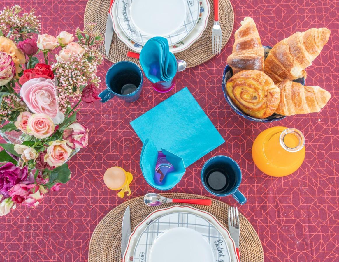 Le Moulin De Gateau Hotel Saint-Pierre-les-Etieux Ngoại thất bức ảnh